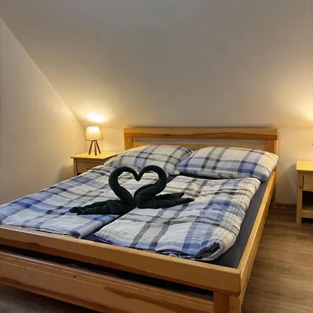 Roubenka-karlovice Apartment Velke Karlovice
